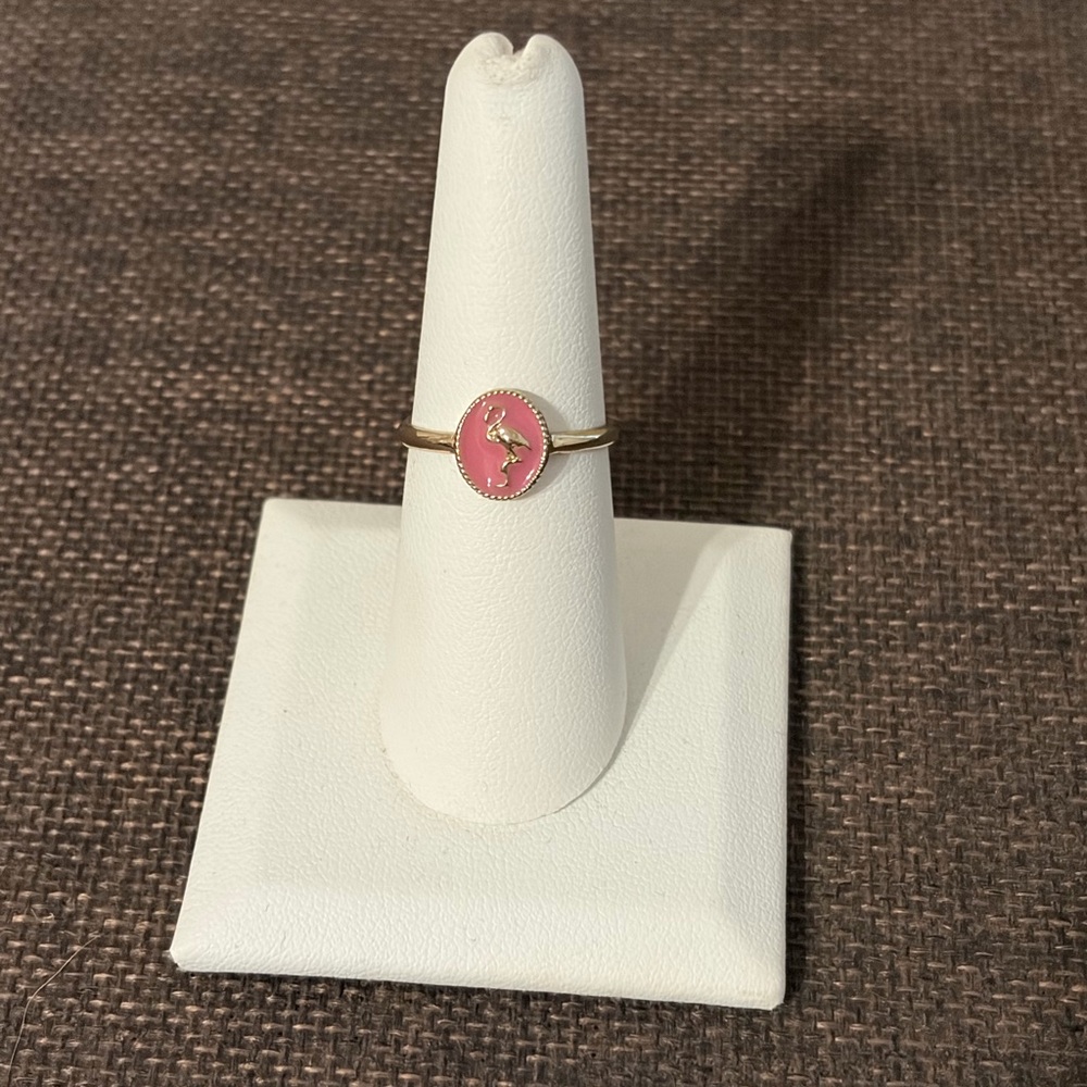 Elegant Pink Flamingo Cameo Ring